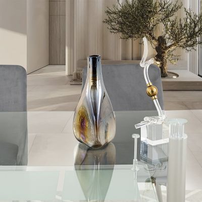 Jarrón Decorativo Triangular Cristal Zirconia Café Chico